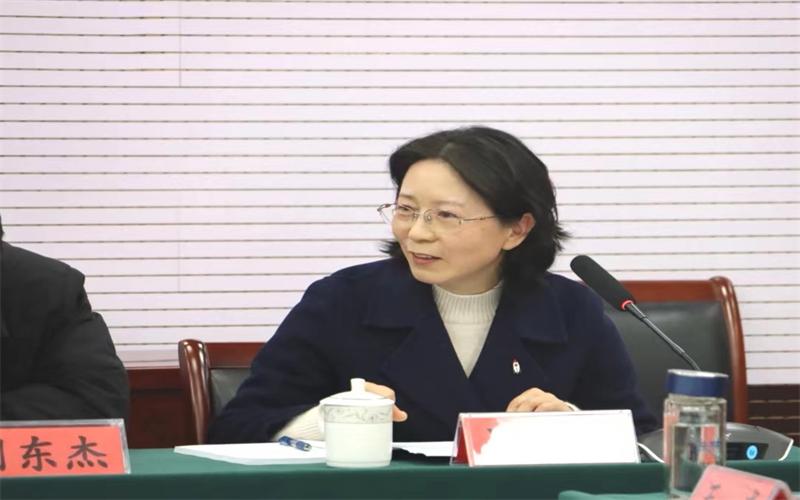 吴业琴.jpg