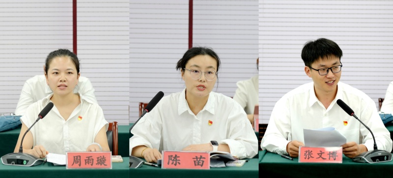 教师代表_副本.jpg